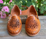 WOMENS BROWN FLORAL STAMPED LEATHER HUARACHE MEXICAN SANDAL