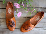 WOMENS BROWN FLORAL STAMPED LEATHER HUARACHE MEXICAN SANDAL