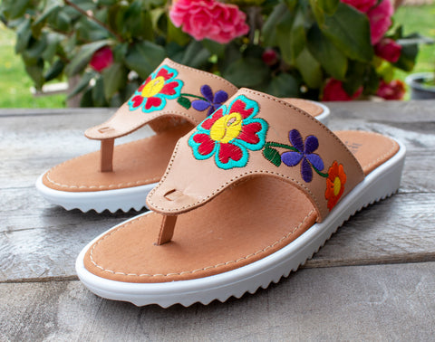 WOMENS LEATHER EMBROIDERED SLIP ON HUARACHE MEXICAN SANDAL